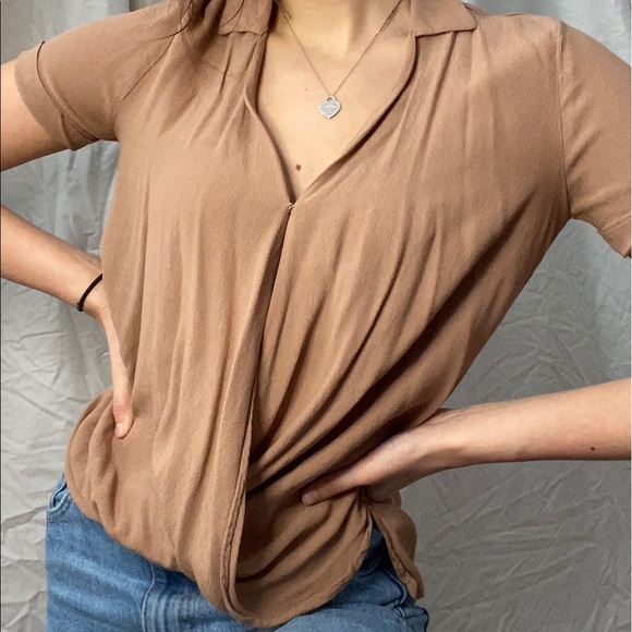 Forever 21 Tan Blouse - Picture 1 of 4